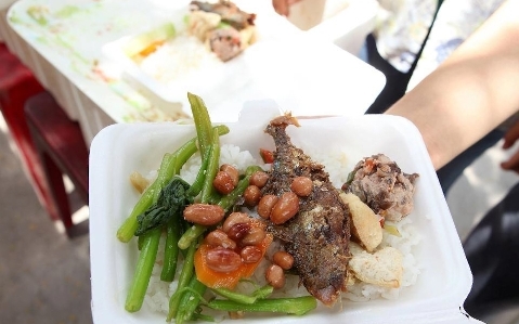 Karitative Reisportionen